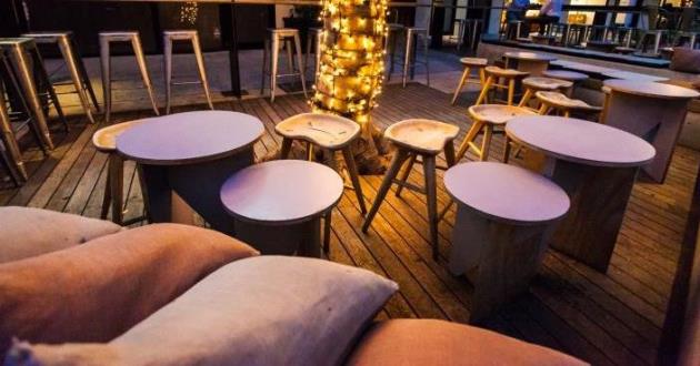 The Casual Outdoor Deck