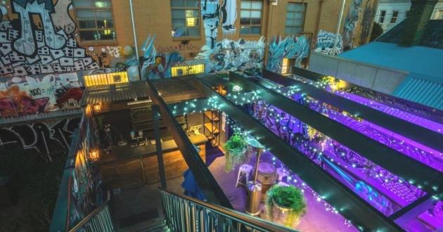 Graffiti Garden & Intimate Night Venue