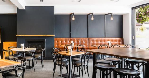 The Bistro at Golden Fleece Hotel