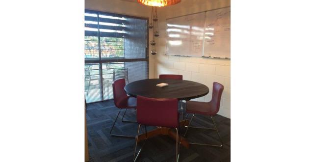 4 Person Meeting Room in Logan