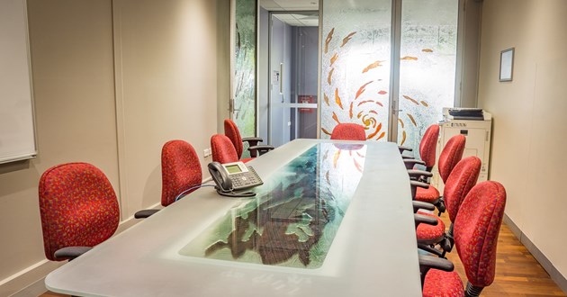 10-12 Person Meeting Room in Kew (Dahlia Room)
