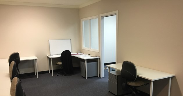 Single Permanent Desk
