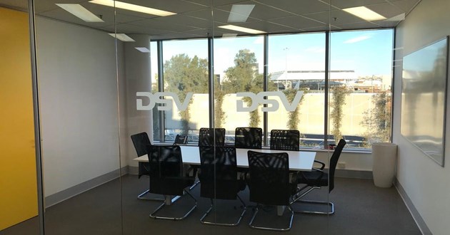8 Person Meeting Room next to Sydney Airport