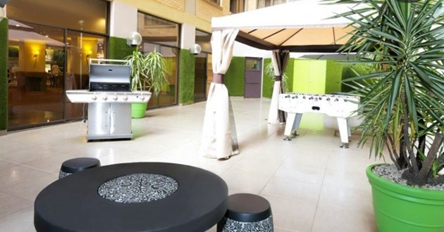 Event Space (Marlow Dining Courtyard)