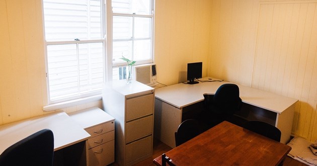 17m2 heritage office/studio available in established arts hub.