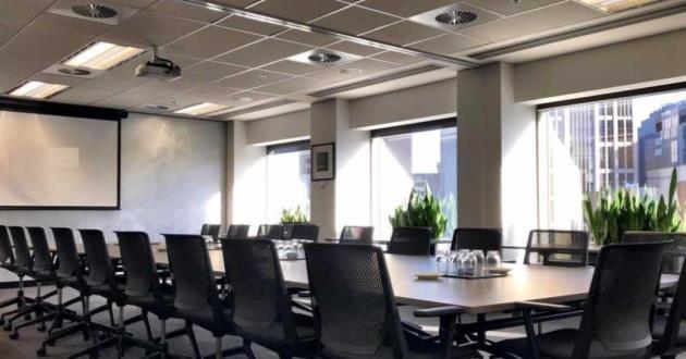 25 Person Meeting Room in Melbourne (S5)