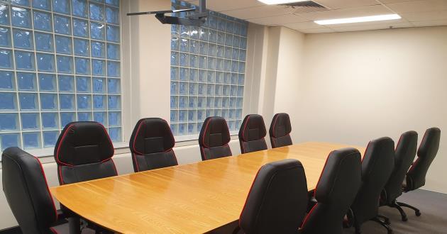 Large Boardroom near Town Hall