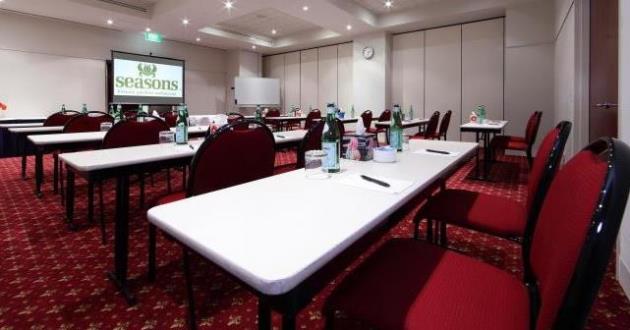 Botanic Room