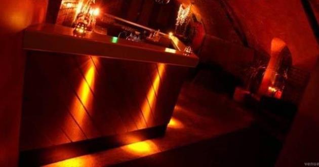 Back Bar