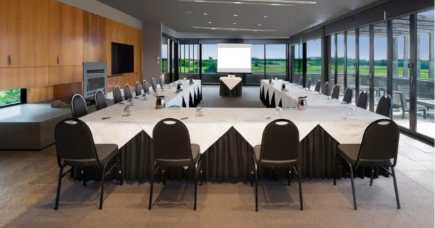 Executive Lodge Salt (Lomandra)