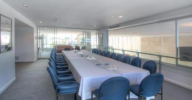 The Airy Burleigh Room