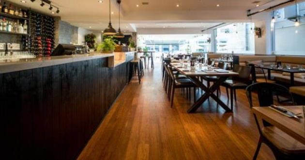 A Vibrant, Warm and Enticing Atmosphere Restaurant